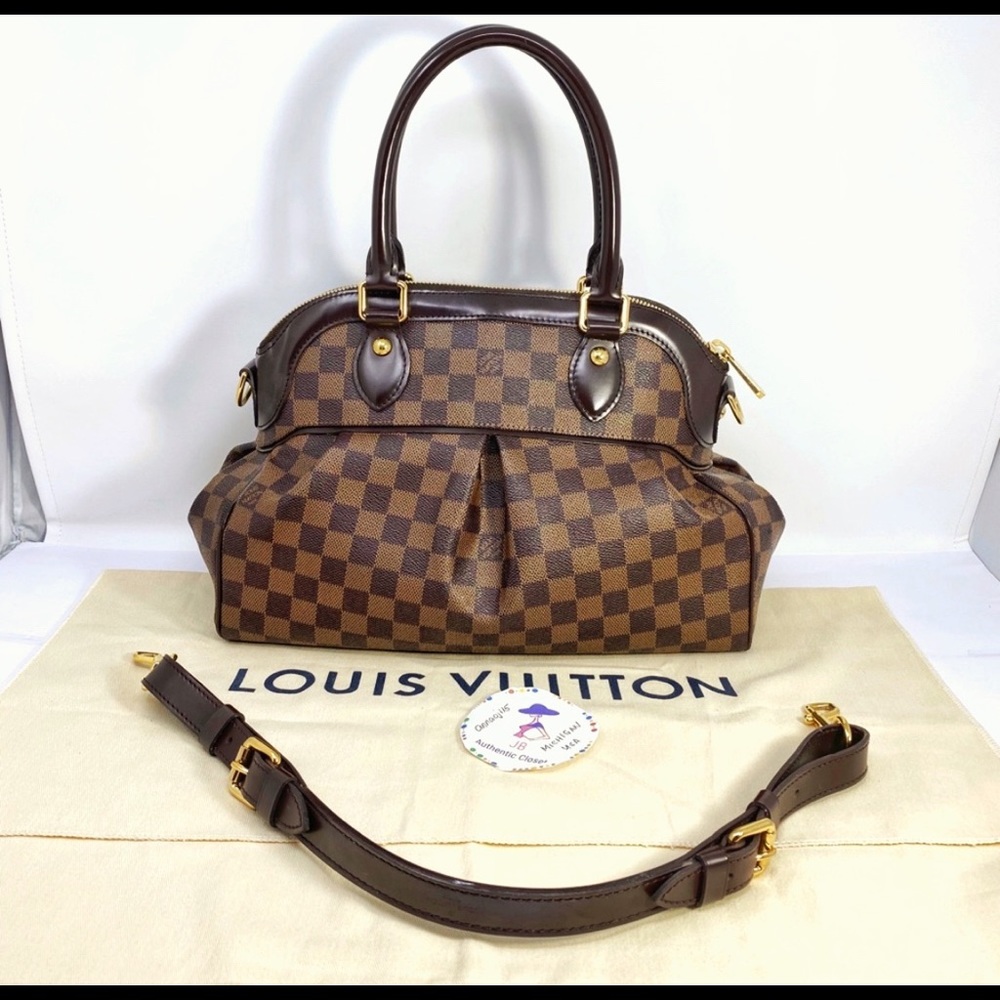 Louis Vuitton Damier Ebene Trevi PM Bag - Picture 9 of 16